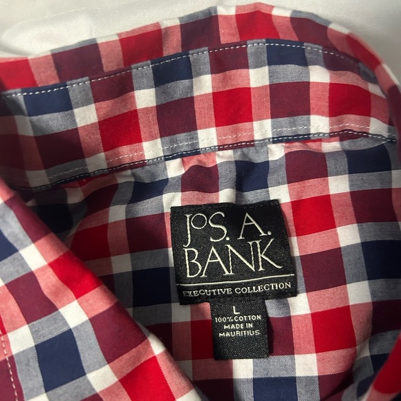 Men’s Jos A Bank Executive Collection Sz Large Red Navy Checkered Dress Shirt - Picture 4 of 11